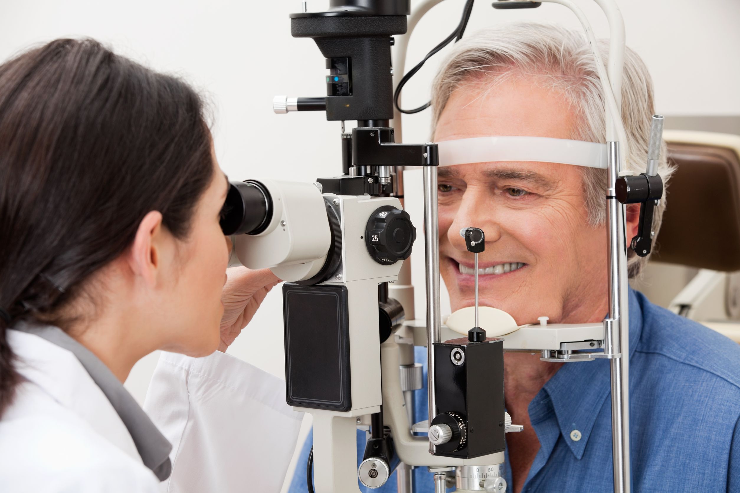 Reasons Elderly People Need to See an Eye Doctor in Andover KS Regularly